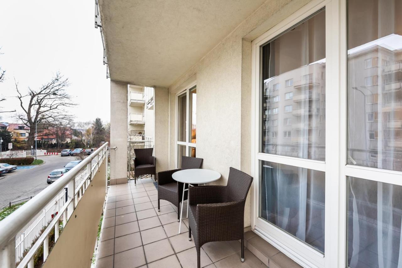 Metro Kondratowicza Velvet Apartment وارسو المظهر الخارجي الصورة